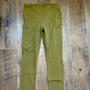 Lululemon Fast and Free High-Rise Tight 28" *Non-Reflective Suede
Grape …